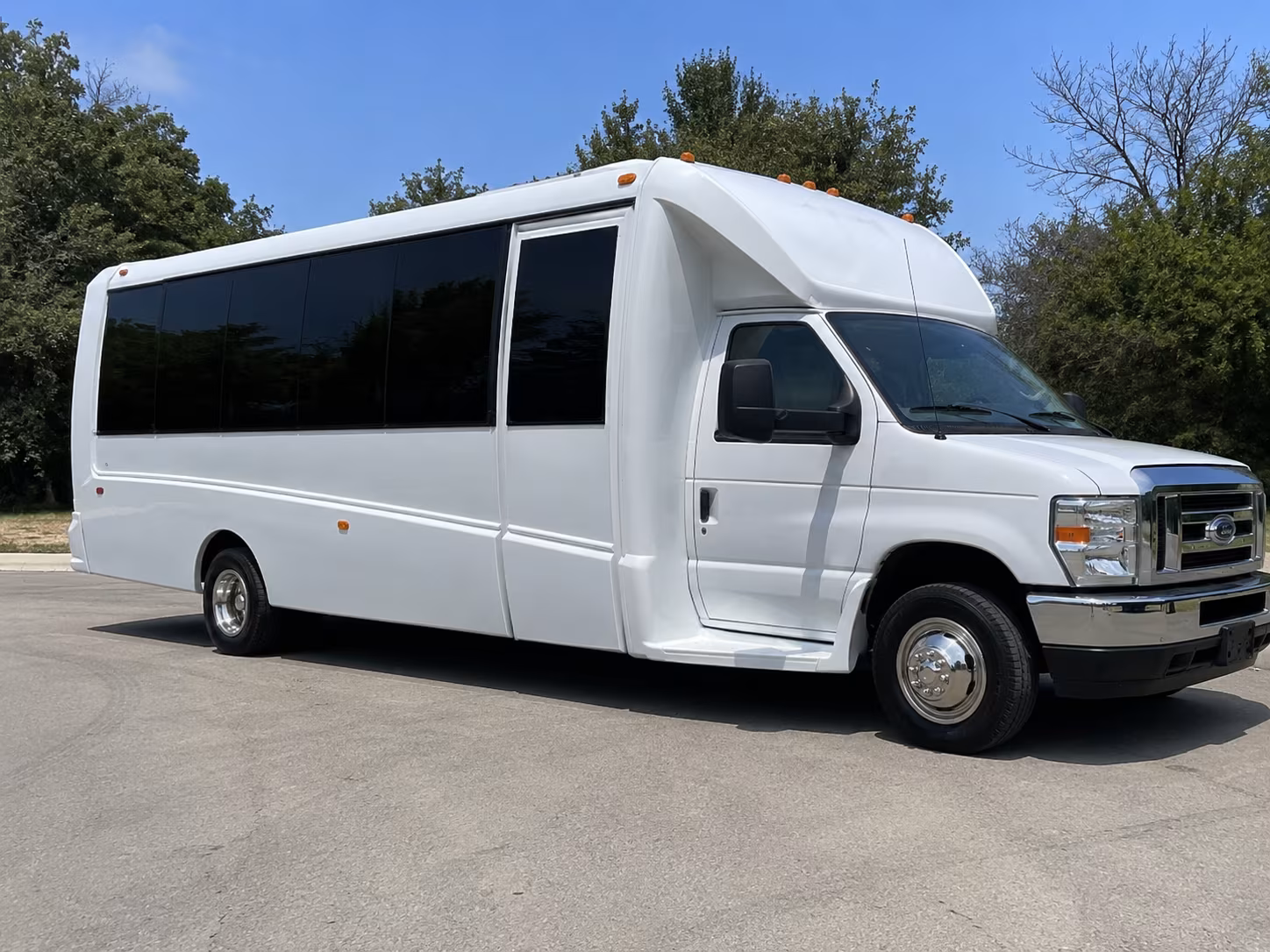 manteca party bus rental 2